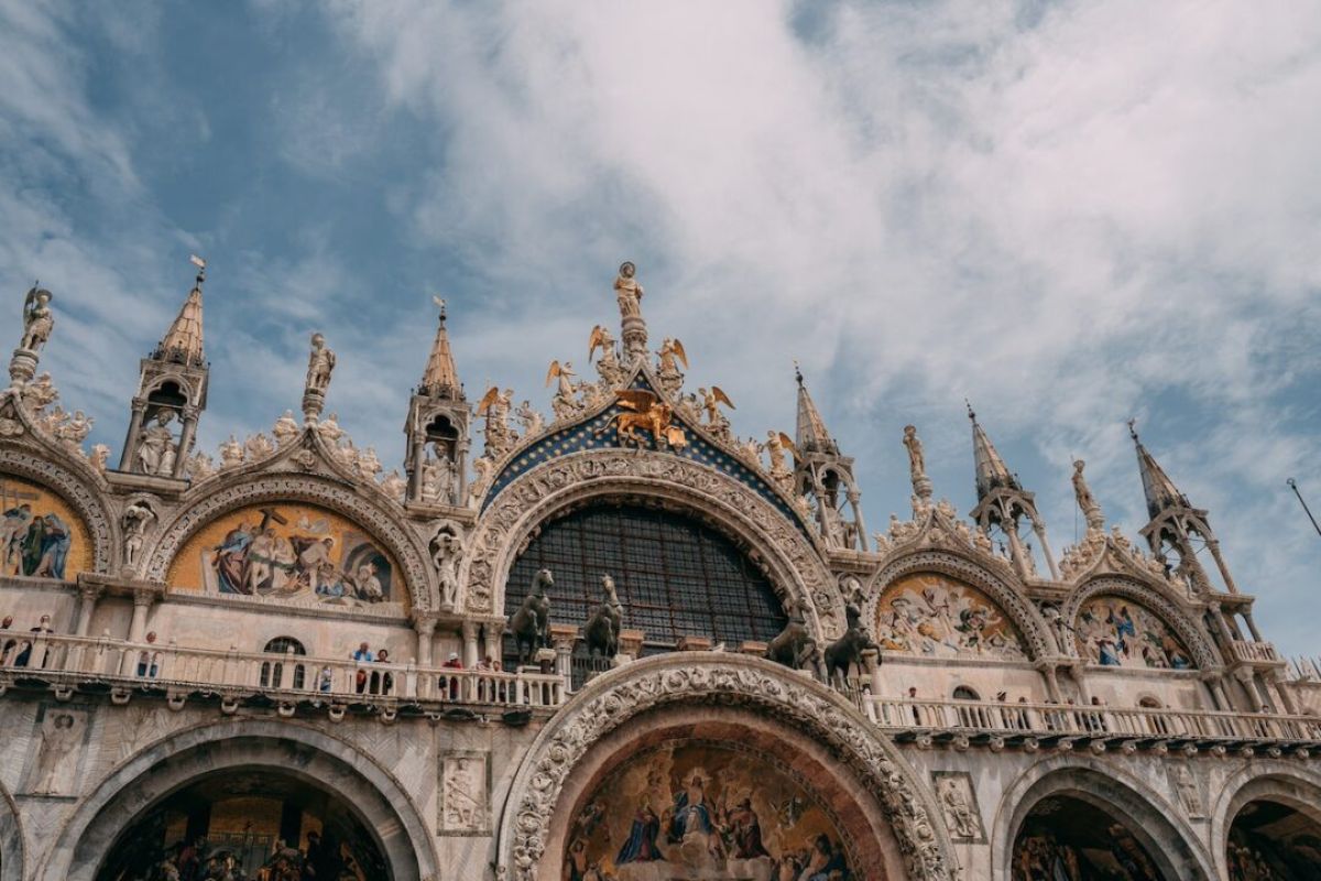 Venice-Day -Trip-from-Verona_header